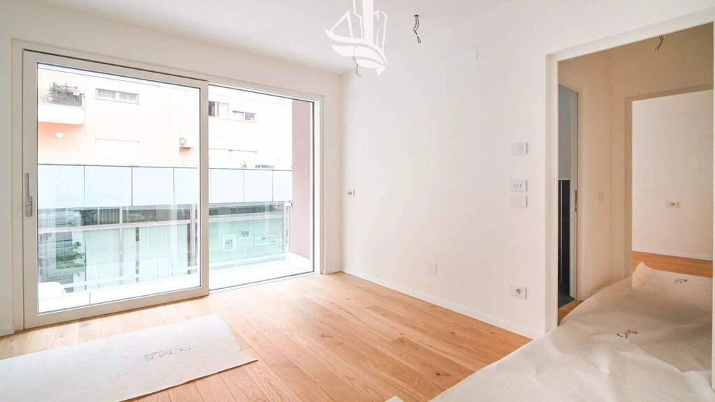 Studio zum Kauf 375.000 € 2 Zimmer 70 m² 1. Geschoss Bozen 39100