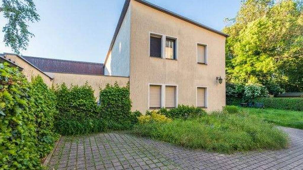 Wohnung zur Miete 545 € 2 Zimmer 59,8 m² 1. Geschoss frei ab 08.03.2026 Jonsdorfer Str. 2 Großzschachwitz Dresden 01259