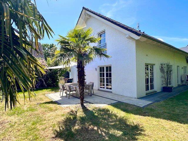 MG-Bettrath: Ein- oder Zweifamilienhaus! Sie entscheiden!