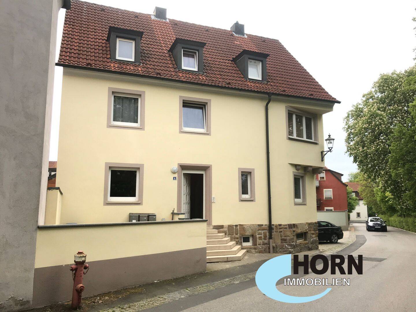 Immobilie in Gerolzhofen - Solides 3-Familienhaus am Stadtrand - Bild 0
