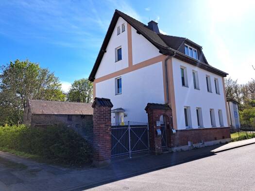 Mehrfamilienhaus zum Kauf 249.000 € 15 Zimmer 192 m² 1.481 m² Grundstück Beuna Merseburg 06217