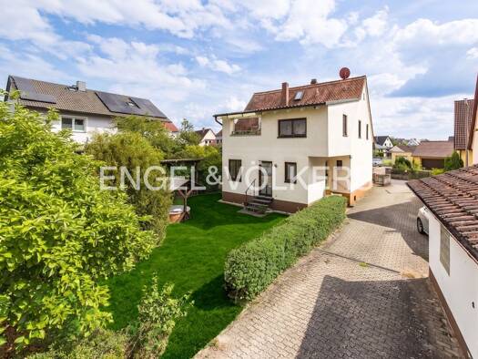 Haus zum Kauf 425.000 € 8 Zimmer 154 m² 771 m² Grundstück Wellerstadt Baiersdorf 91083