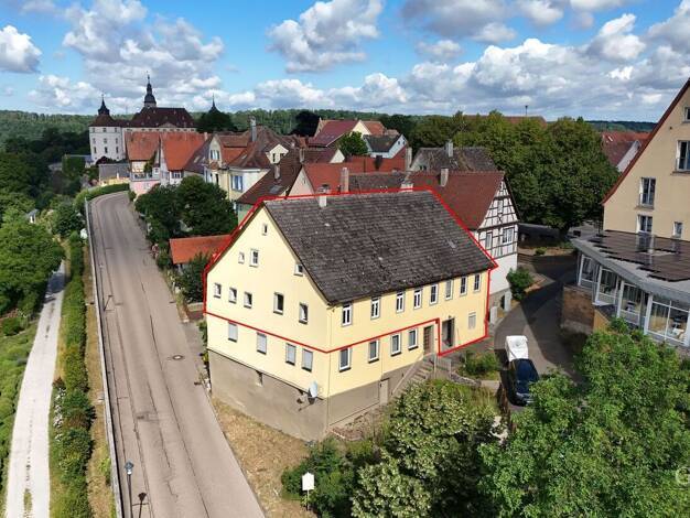 Haus zum Kauf 249.000 € 9 Zimmer 150 m² 216 m² Grundstück Langenburg Langenburg 74595