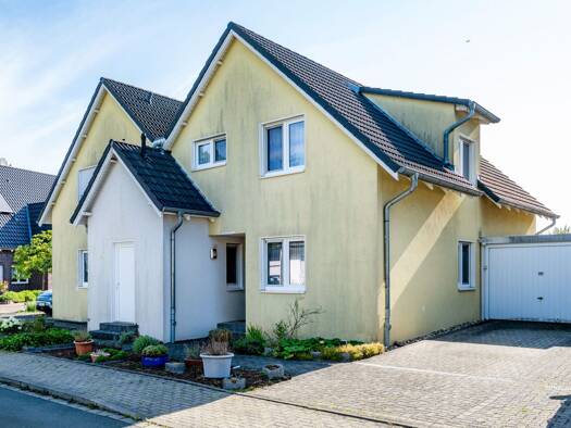 Doppelhaushälfte zum Kauf 389.000 € 6 Zimmer 120,7 m² 288,5 m² Grundstück Berge Rhynern 59063