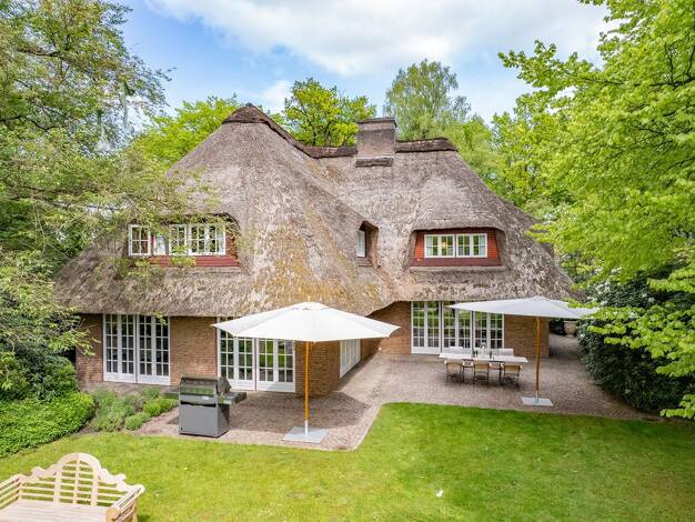 Einfamilienhaus zum Kauf 5.800.000 € 6 Zimmer 295 m² 6.035 m² Grundstück Poppenbüttel Hamburg 22391