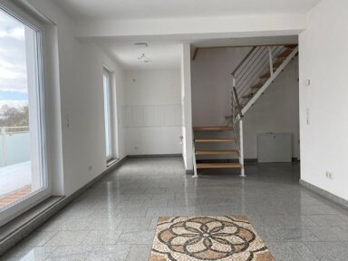 Wohnung zur Miete 950 € 4 Zimmer 83 m² frei ab sofort Waldweg Mengershausen Rosdorf 37124