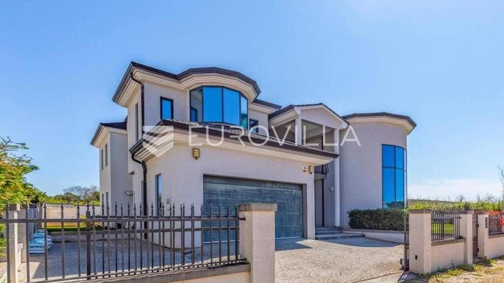 Haus zum Kauf 1.440.000 € 4 Zimmer 490 m² Pomer Premantura, Pomer 52100