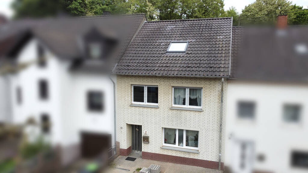 Einfamilienhaus zum Kauf 220.000 € 5 Zimmer 140 m² 318 m² Grundstück Saarwellingen 66793