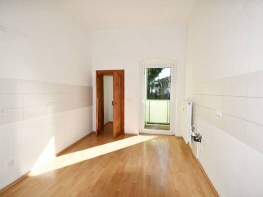 Wohnung zur Miete 637 € 3 Zimmer 97,9 m² 1. Geschoss Lessingstraße 3 Innenstadt Riesa 01587