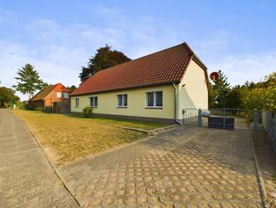 Einfamilienhaus zum Kauf 169.000 € 6 Zimmer 121 m² 1.843 m² Grundstück Runow Bülow 19089