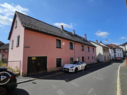 Haus zum Kauf als Kapitalanlage geeignet 119.000 € 250 m² 192 m² Grundstück Neustadt Neustadt b.Coburg 96465