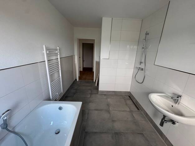 Wohnung zur Miete - Erstbezug 1.407 € 4 Zimmer 97 m² Geschoss 2/2 frei ab 01.06.2027 Knieper Nord Stralsund 18435