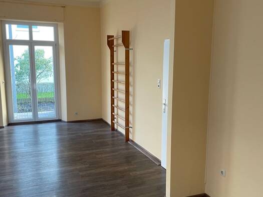 Büro zur Miete provisionsfrei 900 € 4,5 Zimmer 92 m² Bürofläche Singen Singen (Hohentwiel) 78224