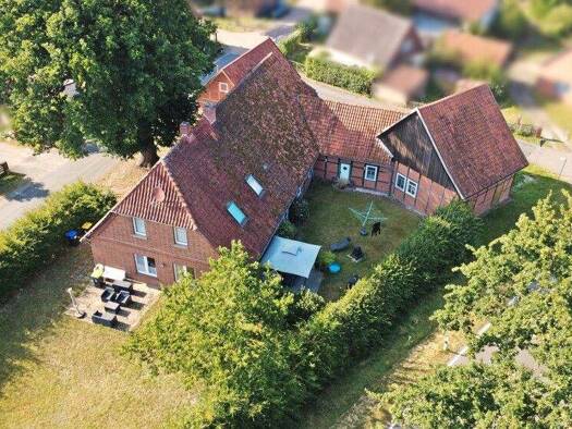 Mehrfamilienhaus zum Kauf 229.000 € 11 Zimmer 309 m² 1.208 m² Grundstück Essel 29690