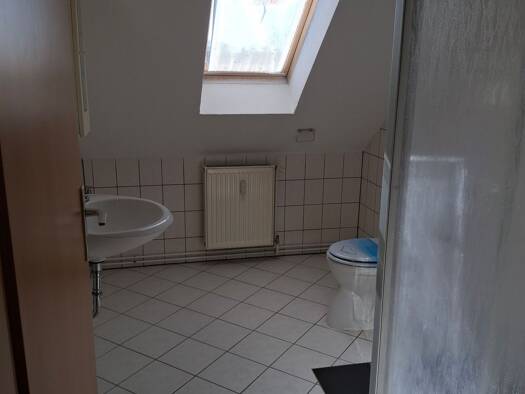 Wohnung zur Miete 265 € 2 Zimmer 52,9 m² 2. Geschoss frei ab sofort Stavenhagener Straße 7 Wolde Wolde 17091