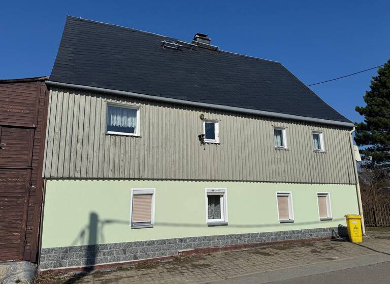 Einfamilienhaus zum Kauf 35.000 € 7 Zimmer 140 m²<br/>Wohnfläche 820 m²<br/>Grundstück ab sofort<br/>Verfügbarkeit Grumbach Jöhstadt 09477