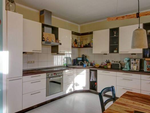 Wohnung zur Miete 825 € 4 Zimmer 96 m² 1 Geschosse frei ab 01.02.2026 Marktpforte 7 Kahla 07768