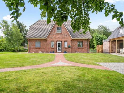 Haus zum Kauf 1.150.000 € 6 Zimmer 134,3 m² 1.258 m² Grundstück Sankt Peter-Ording 25826