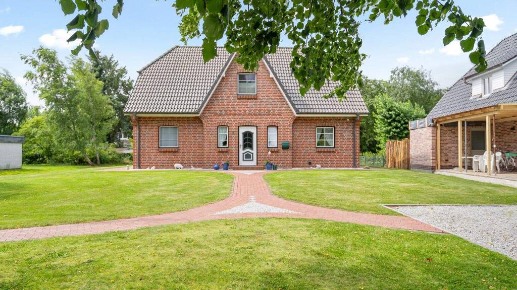 Haus zum Kauf 1.150.000 € 6 Zimmer 134,3 m² 1.258 m² Grundstück Sankt Peter-Ording 25826