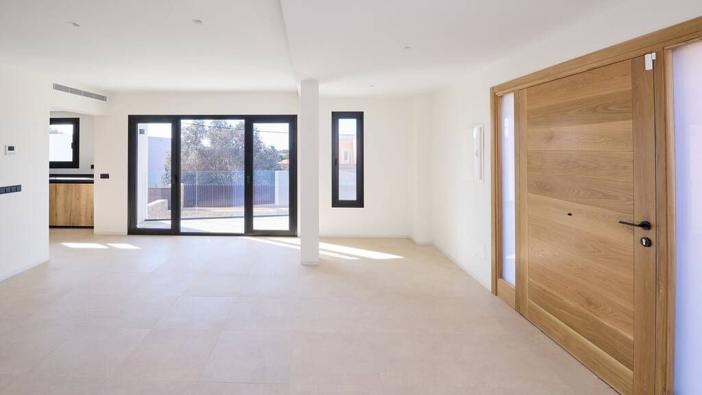 Immobilie in Schafstedt - VILLA/HOUSE in Cap Martinet - Bild 3