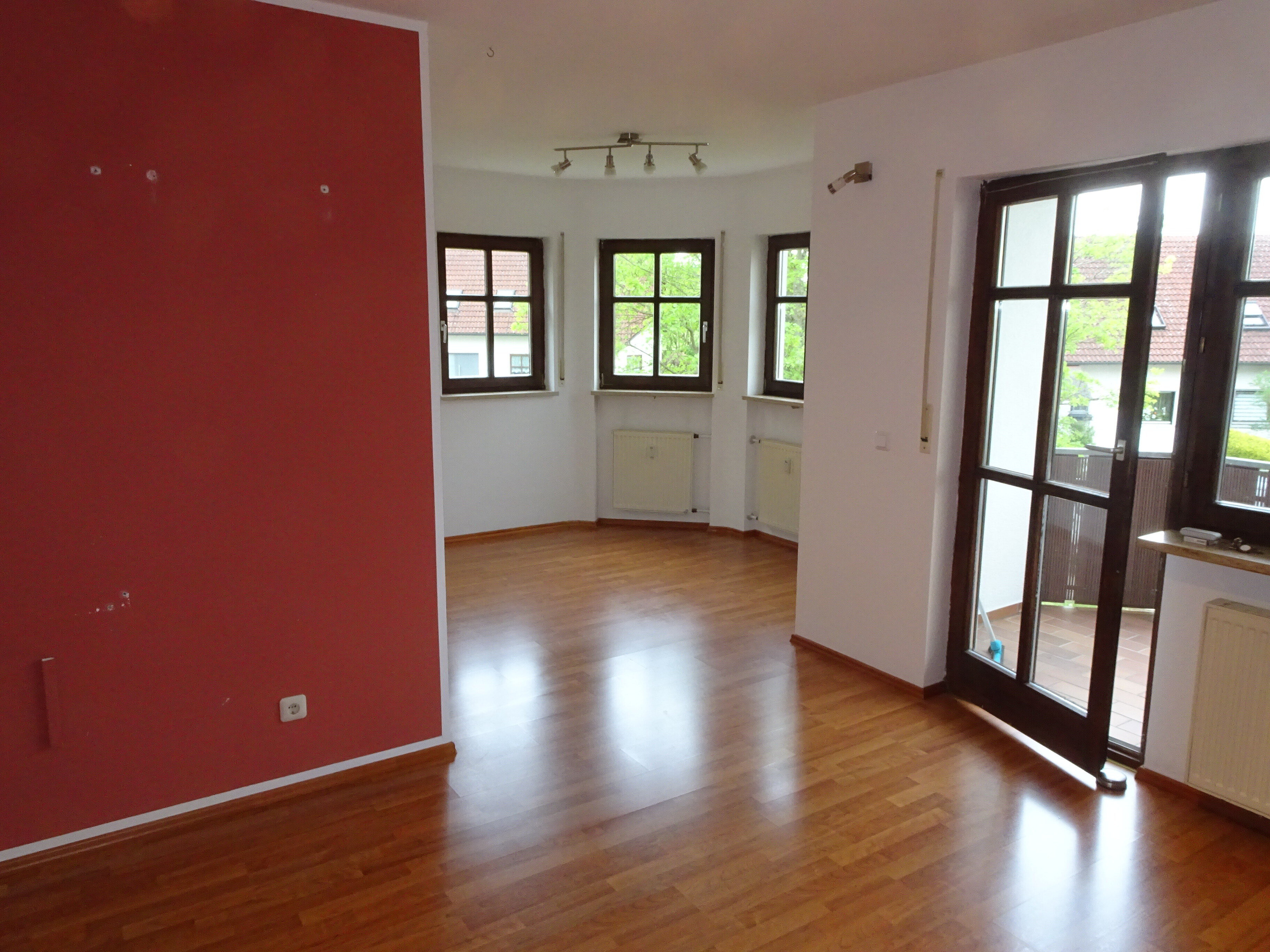 Wohnung zum Kauf 209.690 € 3,5 Zimmer 80,7 m²<br/>Wohnfläche 2.<br/>Geschoss Kneippstraße 39 Roth Roth 91154