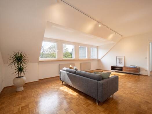 Wohnung zum Kauf 179.000 € 2,5 Zimmer 63,4 m² 4. Geschoss Steele Stadtbezirk VII 45276