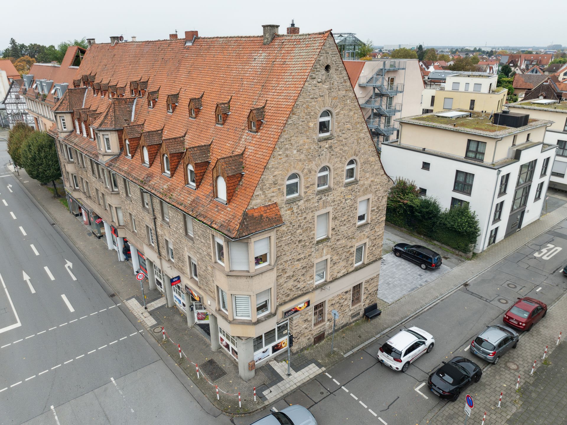 Mehrfamilienhaus zum Kauf als Kapitalanlage geeignet 929.000 € 19 Zimmer 509 m²<br/>Wohnfläche 305 m²<br/>Grundstück Heppenheim - Stadt Heppenheim (Bergstraße) 64646