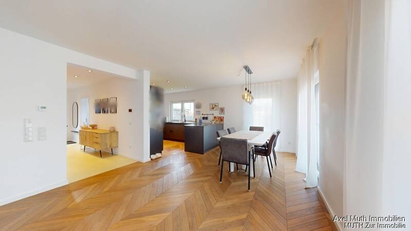 Einfamilienhaus zum Kauf - Mehr