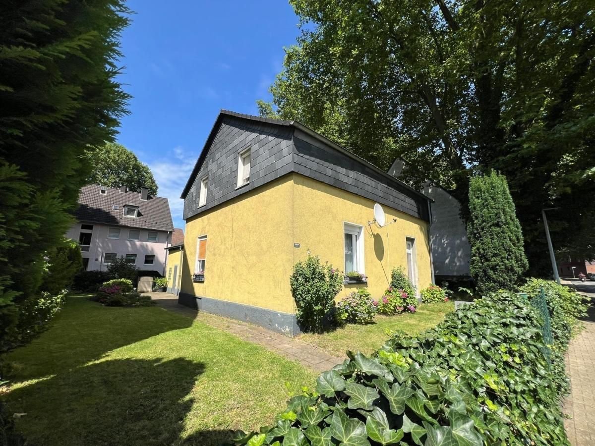 Mehrfamilienhaus zum Kauf 398.000 € 6 Zimmer 170 m²<br/>Wohnfläche 480 m²<br/>Grundstück Schalke - Nord Gelsenkirchen 45881