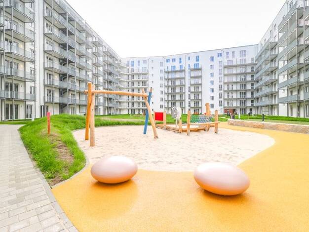 Wohnung zur Miete - Erstbezug 883 € 5 Zimmer 103,9 m² 4. Geschoss frei ab 01.02.2026 Meta-Gadesmann-Straße 3 Gallus Frankfurt-Gallus 60326