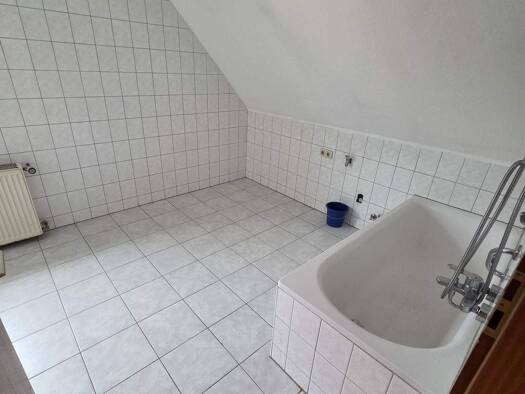 Wohnung zur Miete 371 € 4 Zimmer 79,4 m² frei ab sofort Wiesenweg 17 Ludwigsstadt Ludwigsstadt 96337