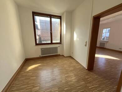 Wohnung zur Miete 1.050 € 4 Zimmer 135 m² Lohr Lohr 97816