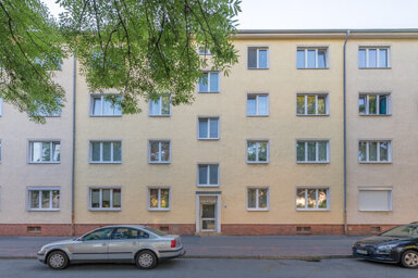 Wohnung zur Miete 587 € 3 Zimmer 75,3 m² 3. Geschoss frei ab 18.12.2024 Hepkeplatz 16 Striesen-Süd (Hepkeplatz) Dresden 01309