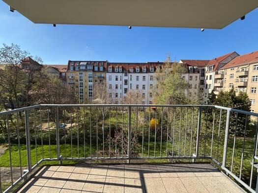 Wohnung zur Miete 638 € 2 Zimmer 58 m² Geschoss 3/4 frei ab sofort Striesen-West Dresden 01309