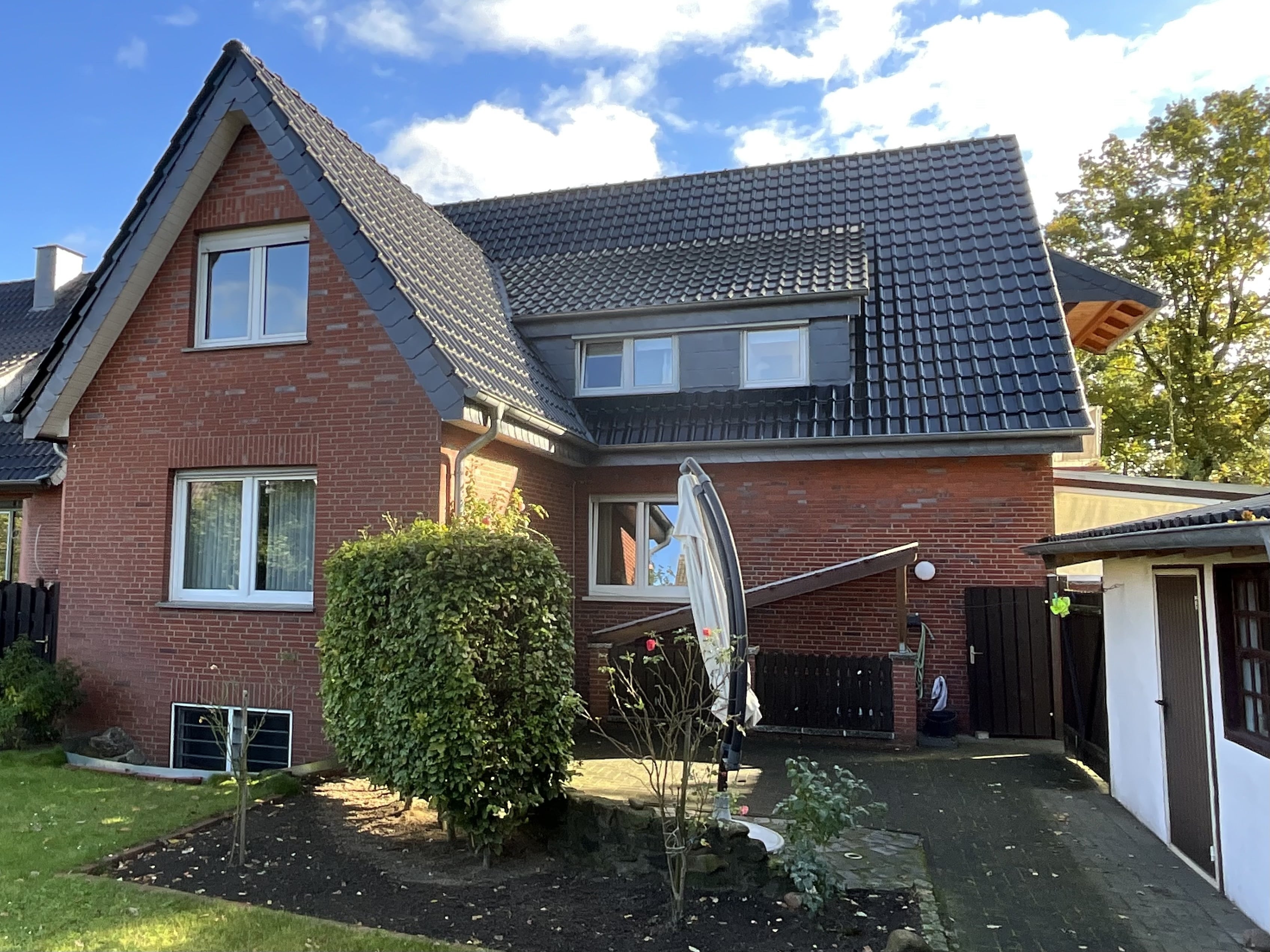 Mehrfamilienhaus zum Kauf 365.000 € 8 Zimmer 172 m²<br/>Wohnfläche 598 m²<br/>Grundstück Gellendorf Rheine 48429