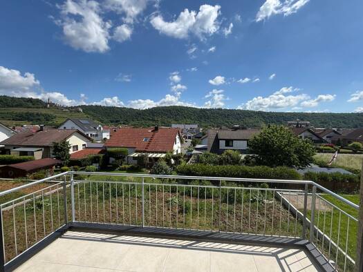 Wohnung zur Miete 1.350 € 4 Zimmer 104 m² Geschoss 1/1 frei ab sofort Haßmersheim Haßmersheim 74855