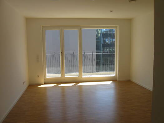 Wohnung zur Miete 666 € 1 Zimmer 41 m² 3. Geschoss frei ab sofort Gallus Frankfurt am Main 60326