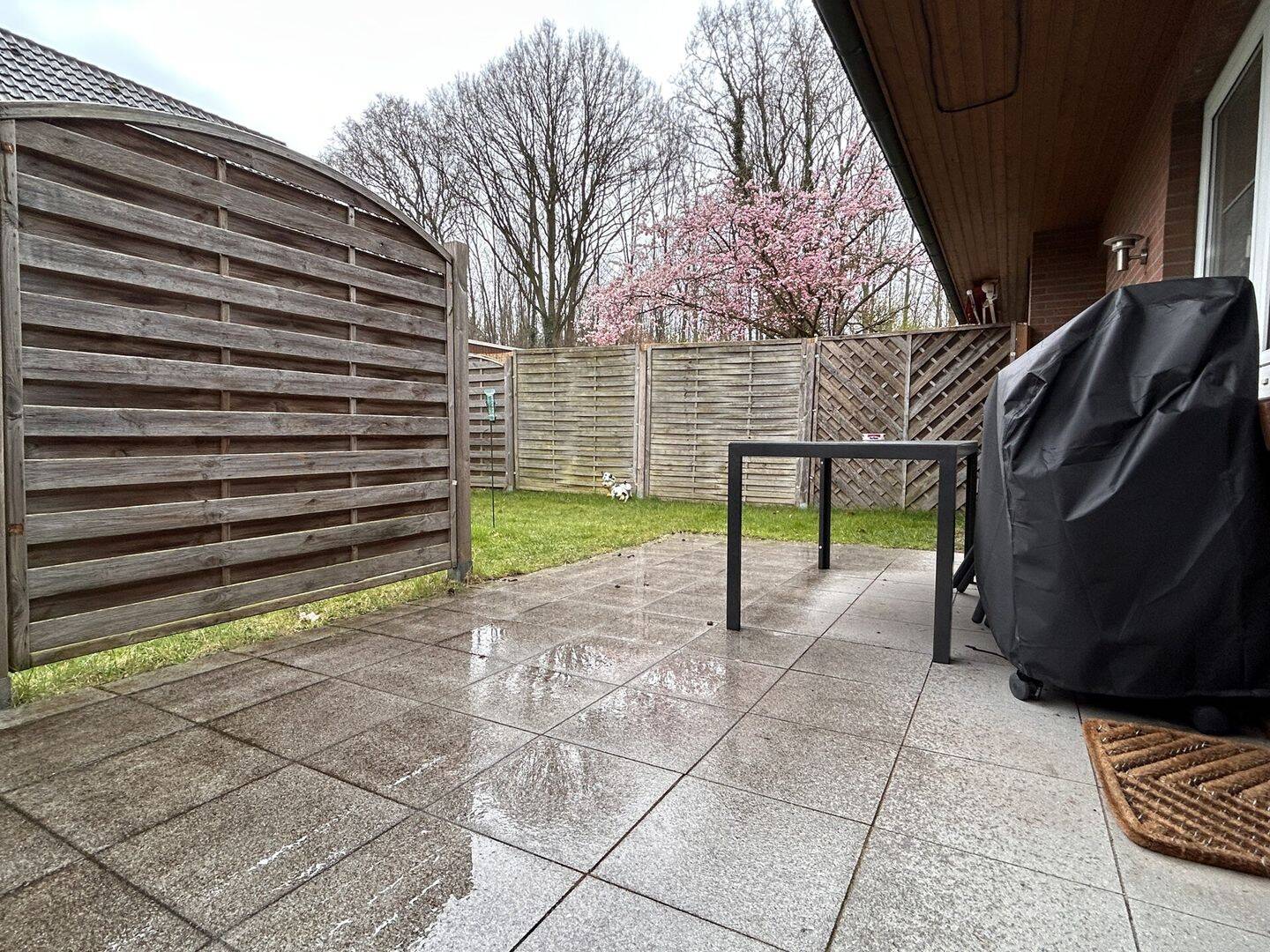 Immobilie in Großenkneten - gepflegtes und vermietetes Zweifamilienhaus in ruhiger naturnaher Lage von Großenkneten - Bild 1