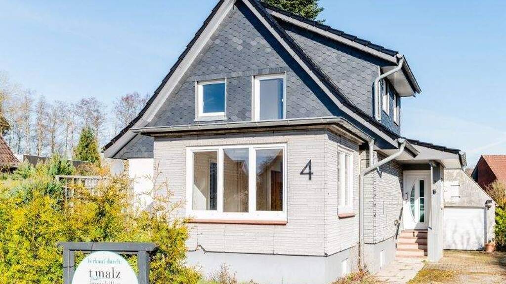 Einfamilienhaus zum Kauf 175.000 € 4 Zimmer 95 m² 818 m² Grundstück Böklund 24860