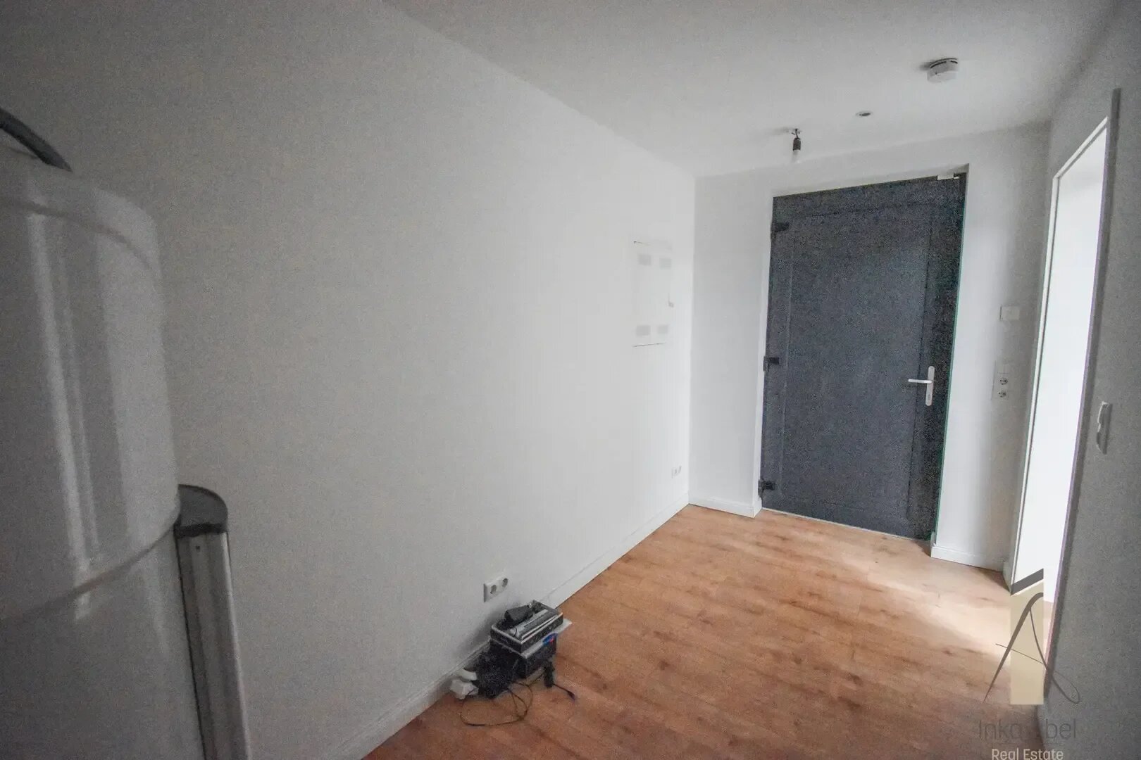 Wohnung zur Miete 700 € 4 Zimmer 165 m²<br/>Wohnfläche ab sofort<br/>Verfügbarkeit St.-Michael Str. Fichtestraße / Ambrosiusplatz Magdeburg 39112