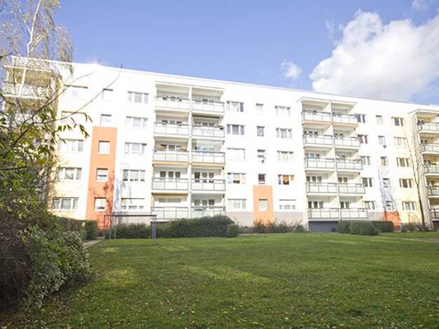 Wohnung zur Miete 328 € 2 Zimmer 50,5 m² 4. Geschoss Genfer Straße 12 Südstadt Süd 06128