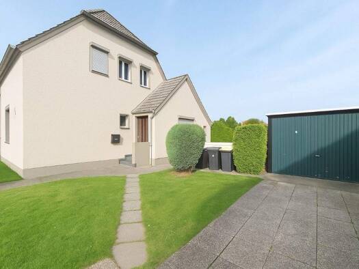 Doppelhaushälfte zum Kauf provisionsfrei 179.000 € 3,5 Zimmer 77,7 m² 554 m² Grundstück Meisenweg 6a Bertlich herten 45701