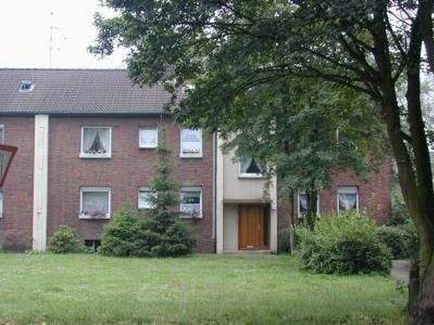 Wohnung zur Miete 443 € 2,5 Zimmer 50,9 m² 1. Geschoss frei ab 01.05.2026 Marktstraße 3 Wehofen Duisburg 47179