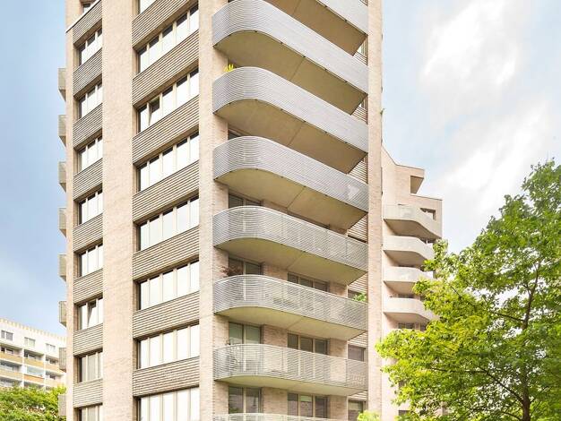Wohnung zum Kauf provisionsfrei 384.000 € 2 Zimmer 45,2 m² 8. Geschoss Singerstraße 33 Friedrichshain Berlin 10243