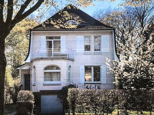 Mehrfamilienhaus zum Kauf provisionsfrei 1.850.000 € 7,5 Zimmer 200 m² 705 m² Grundstück Blankenese Hamburg 22587