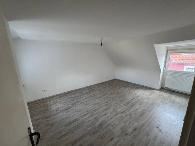Wohnung zur Miete 800 € 2 Zimmer 50 m² 3. Geschoss Elsässer Str. 16 Zuffenhausen Stuttgart Zuffenhausen 70435