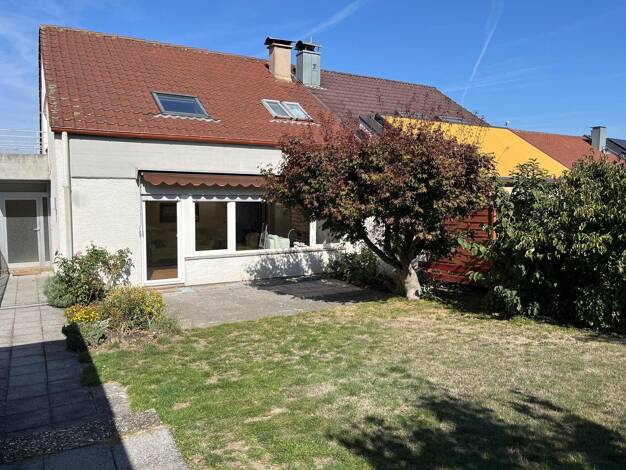 Doppelhaushälfte zum Kauf 460.000 € 5 Zimmer 139 m² 355 m² Grundstück frei ab sofort Weil der Stadt Weil der Stadt 71263