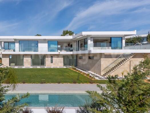 Haus zum Kauf 4.300.000 € 340 m² 2.755 m² Grundstück Odiáxere 8600