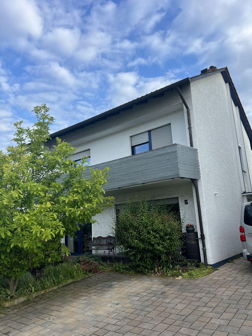 Einfamilienhaus zum Kauf provisionsfrei 320.000 € 6 Zimmer 135 m²<br/>Wohnfläche 367 m²<br/>Grundstück Spenge Spenge 32139