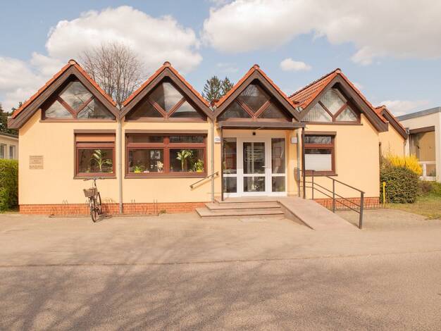 Medizinisches Gebäude zum Kauf 275.000 € 8 Zimmer 216 m² Bürofläche Templin 17268